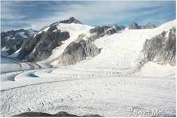 Icefall and wave bulges